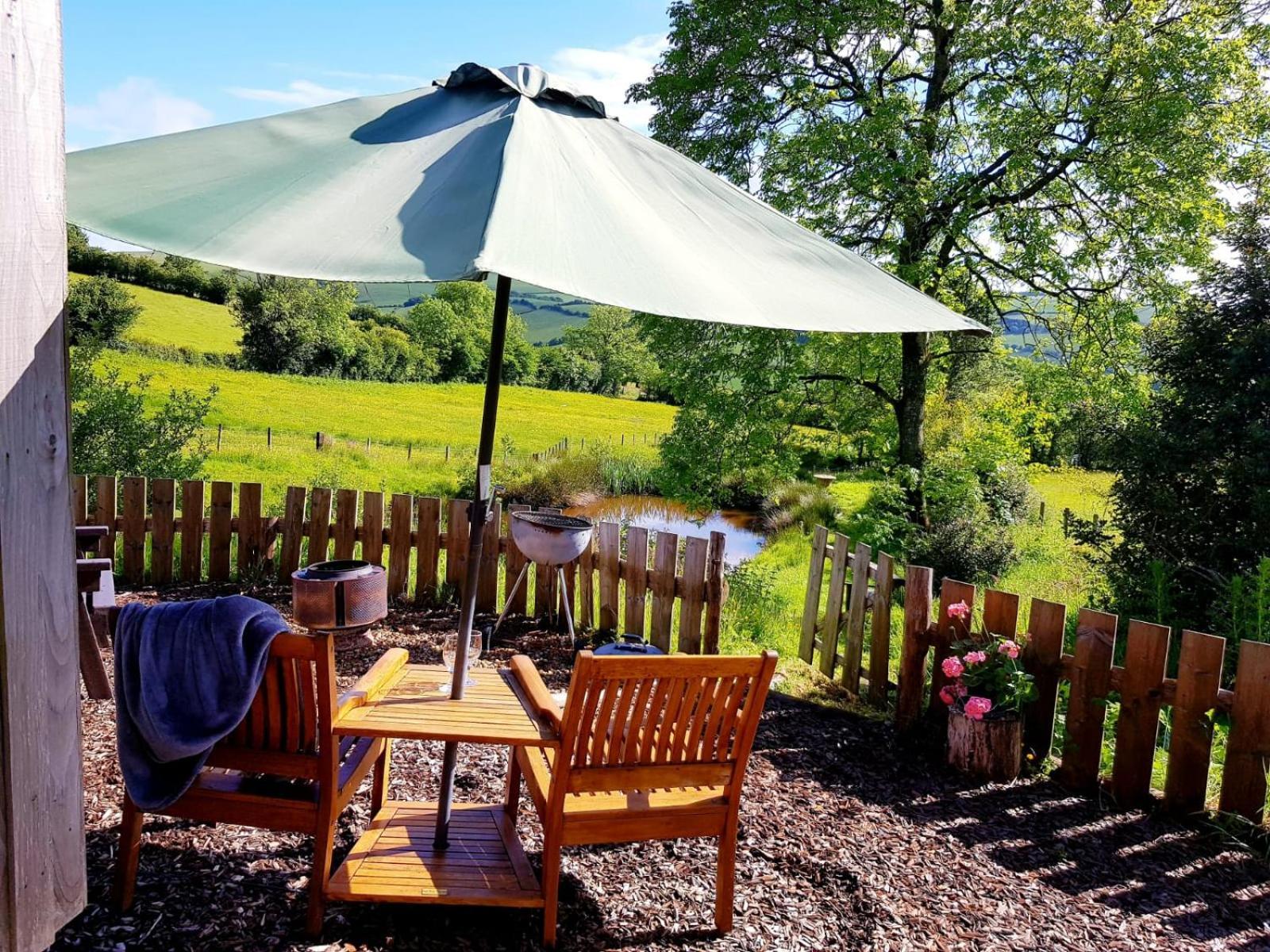 Eco Accommodation Cornflower Craven Arms Exterior photo